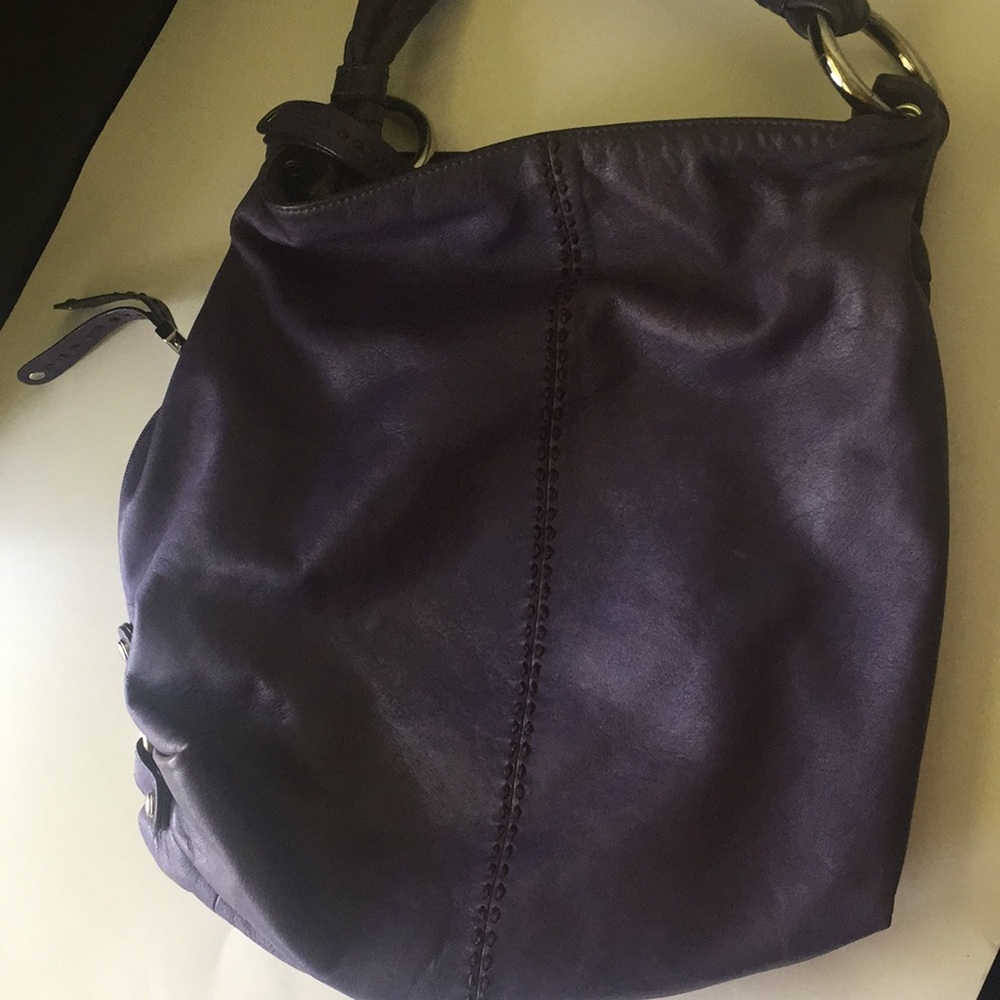 B Makowsky Purple Purse - Picture 6 of 11